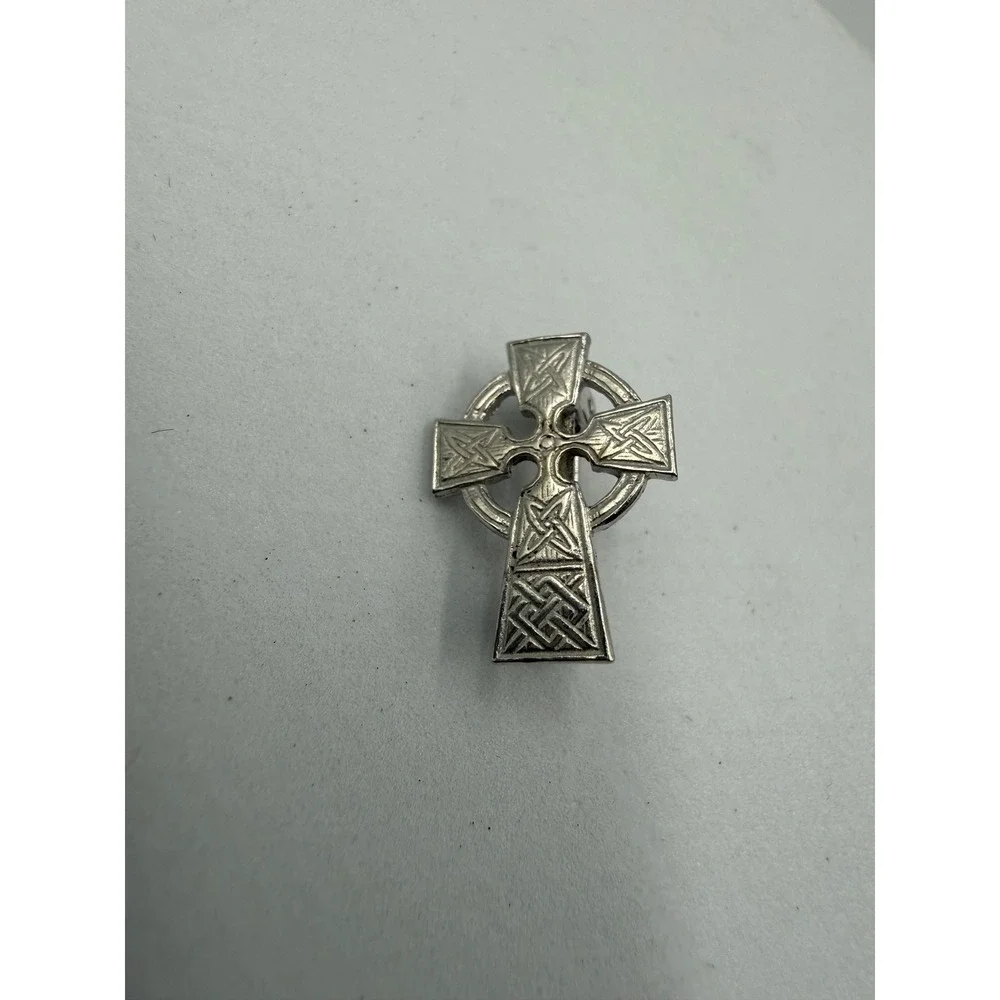 Vintage Celtic Cross Pin Silver Tone‎ Knotwork Religious Irish Brooch 1 Inch